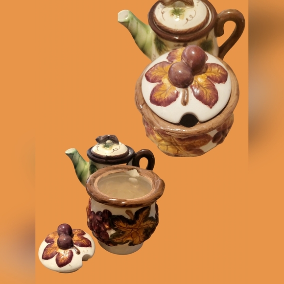 PACIFIC RIM BICO Ceramic Autumn Leaves/Grapes Creamer Sugar Bowl Shaker FENTON - Picture 4 of 6